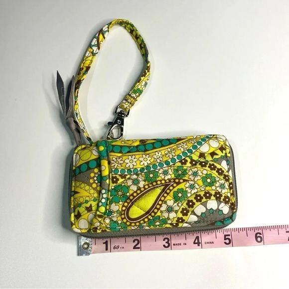 Vera Bradley All in One Wristlet Lemon Parfait Retired Print - Picture 8 of 9